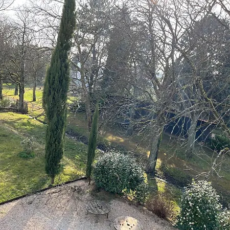 Villa Belle Maison Avec Piscine Dans Un Cadre Verdoyant Proche De Lyon Écully