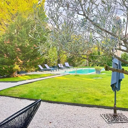 Villa Belle Maison Avec Piscine Dans Un Cadre Verdoyant Proche De Lyon *